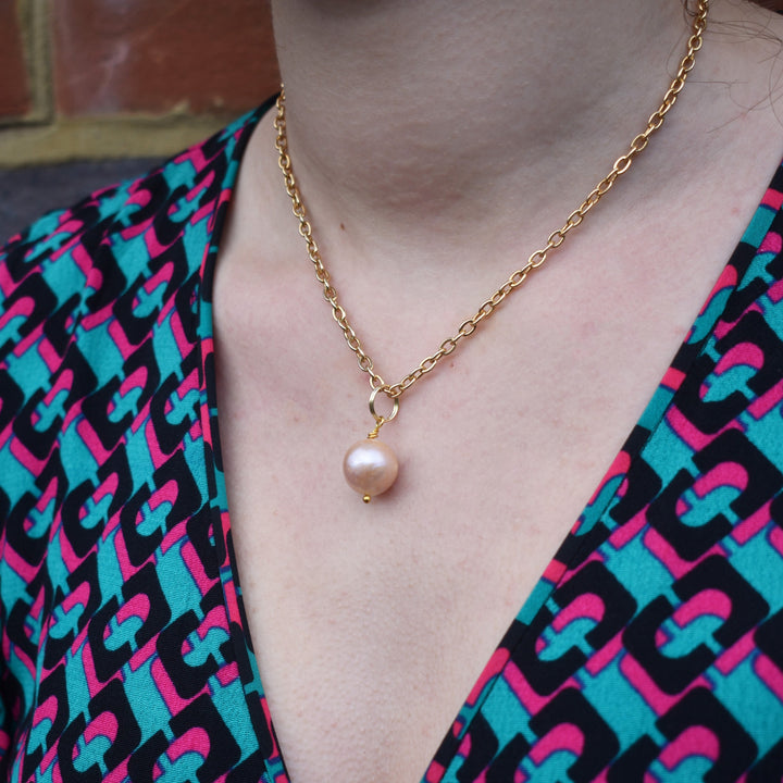 Pink freshwater pearl pendant necklace | by Ifemi Jewels
